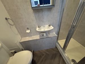 Photo 27- click for photo gallery